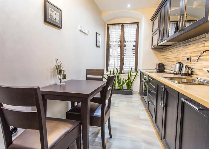 Pearl Apartments