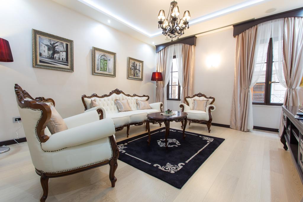 Pearl Apartment Kotor