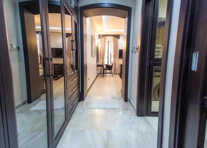 Pearl Apartments